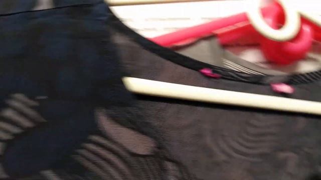 СЕКОНД. ОТХВАТИЛА  2 ПАРЫ ОБУВИ НА - 80%.ПЛАТЬЕ, КОТОРОЕ Н?