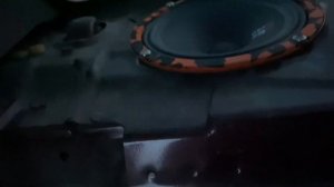 Замена штатных динамиков в полке в Hyundai Accent на DL Audio Grypho