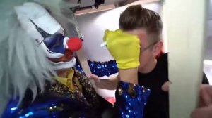 КЛОУН ПОЙМАЛ ВЛАДА А4  И ЗАПЕР В НЕПРОБИВАЕМЫЙ ЯЩИК - ЛУ