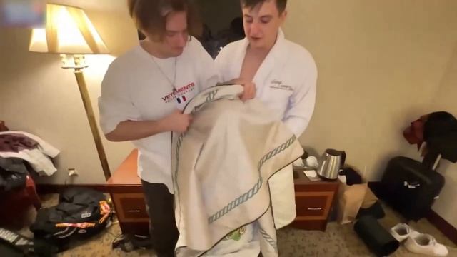 КОРЕШ ПОСТРИГСЯ НАЛЫСО|ПАРАДЕЕВИЧ, ЭКСАЙЛ И ЗЛОЙ ПОСТРИГЛИ КОРЕША ПЕРЕД ОПЕРАЦИЕЙ смотреть онлайн