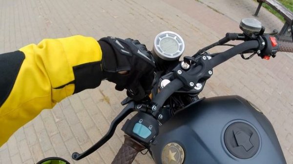 Китайский мотоцикл за 160 000 STREET 250 кубов