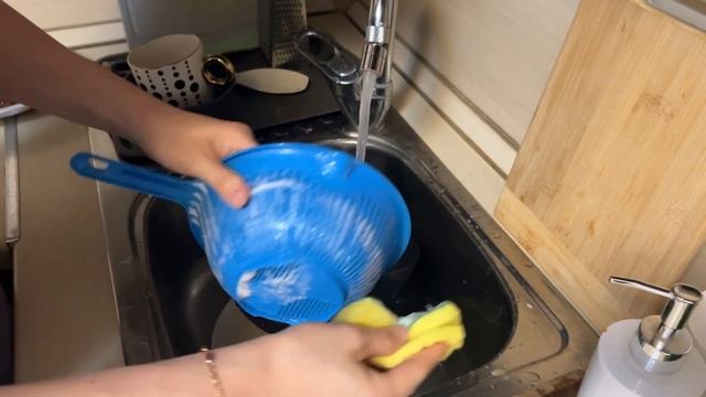 Будни мамы/ не продали сапоги/ злиться на меня смотреть онлайн