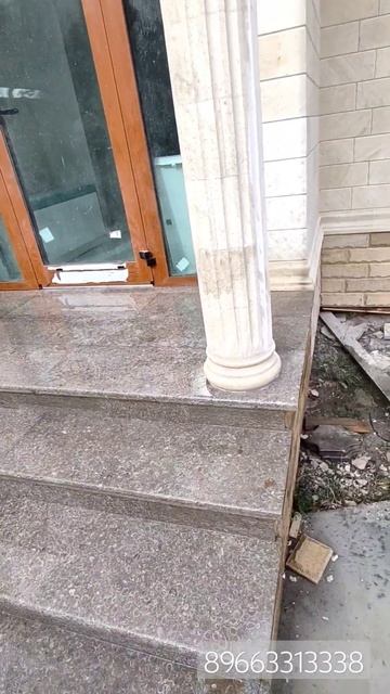 ступени из камня и римские колонны смотреть онлайн