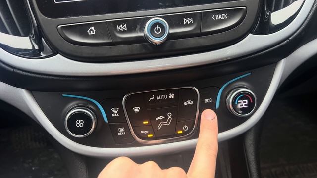 Правильные настройки печки в Chevrolet Volt 2 2016 смотреть онлайн