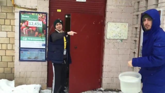 облили водой в -20 смотреть онлайн