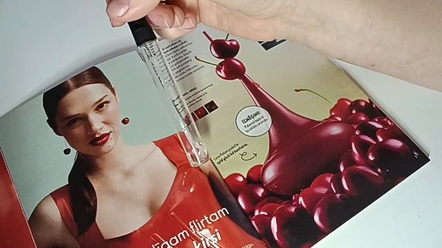 Love Potion Cherry On Top от Орифлейм. Не мой аромат,хотя очень кр?