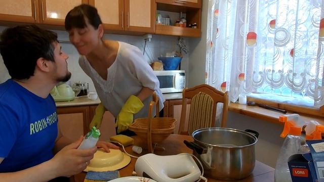 ВЛОГ ГЕНЕРАЛЬНАЯ УБОРКА) МНОГО СМЕЕМСЯ С МУЖЕМ) смотреть онлайн
