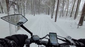 Как Minako f10 pro по снегу едет / Электровелосипед - фэтбайк