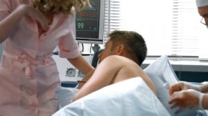 Медсестра станцевала обезбаливающе в операционной | На Троих