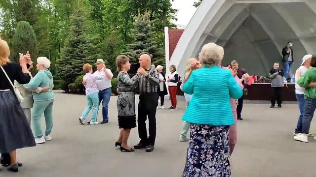 АХ, ТЮЛЬПАНЫ АЛЫЕ ЦВЕТЫ! ТАНЦЫ ХАРЬКОВ 2024 #dance #харьков