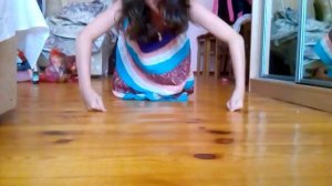 Мега-прикол! Брат издевается над сестрой!