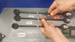 Взаимозаменяемость стоек стабилизатора 548304L000/548300U000/548302V000  Rio/Solaris/Elantra/Ceed/K3