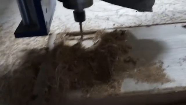 Момент работы на ЧПУ подставка под планшет