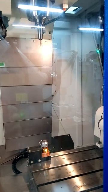 Extron LU85 5-ти осевая обработка смотреть онлайн