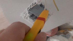 Как установить одноклавишный выключатель DONEL R98