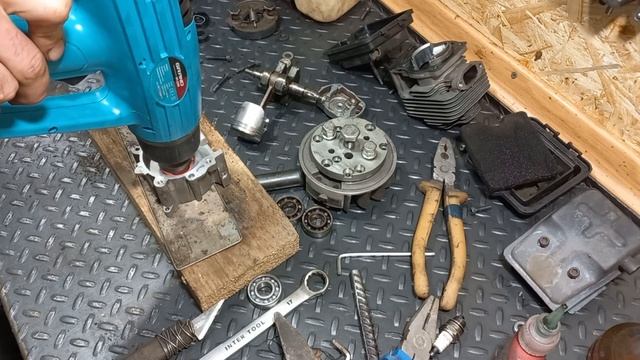 Бензокоса Китпром - продрало вже другий циліндр і трет смотреть онлайн