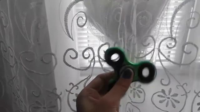 ЗЕЛЁНЫЙ//СПИННЕР//КЛАССНЫЙ