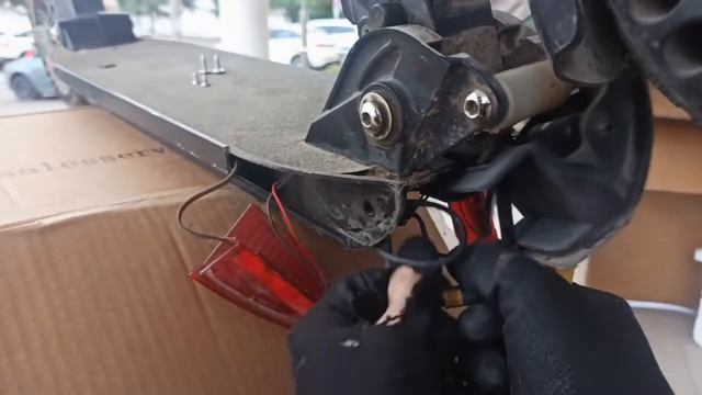 Kugoo S3 Pro не включается