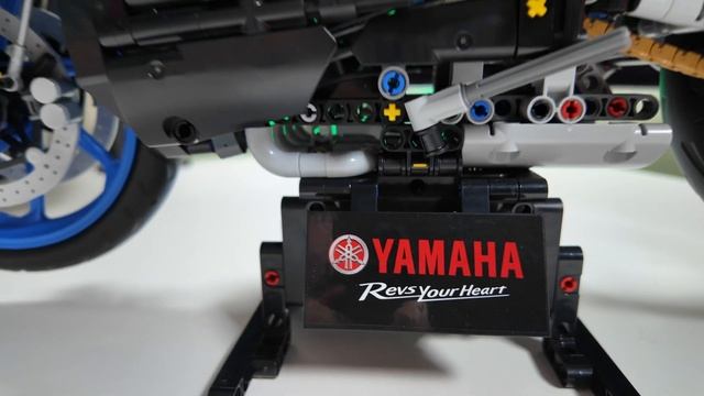 Кто ты, пришелец?| Обзор набора Lego 42159 Yamaha MT-10