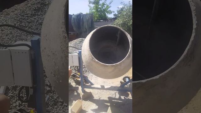 Частотный преобразователь на бетономешалке, это чудо. смотреть онлайн