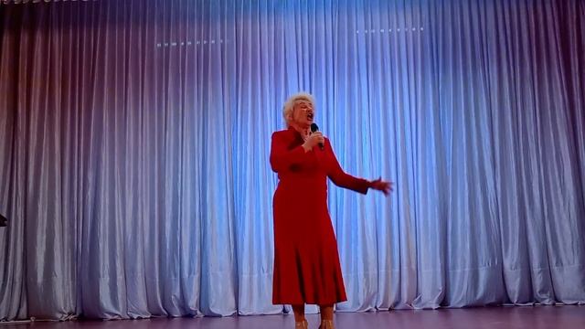 Отправить роза белая вишня спелая