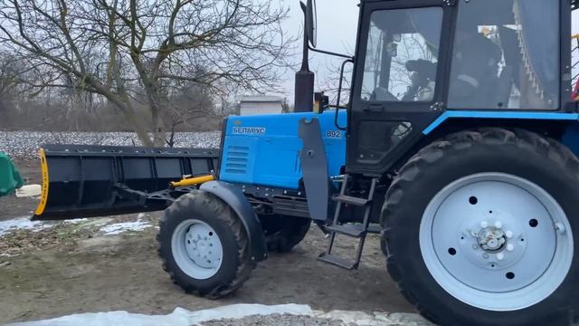 МТЗ 892 ЗНЯВ ЛОПАТУ ❌ПІДЕ СНІГ✅ На полях стоять озера? смотреть онлайн