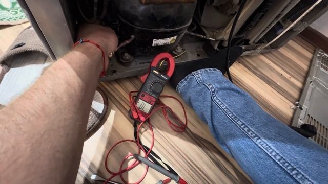 Проверка инверторного компрессора у холодильника Samsun