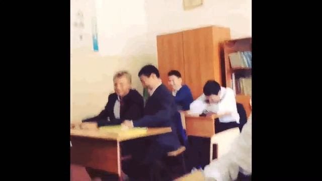 Школьные приколы ( Not Vine ) смотреть онлайн