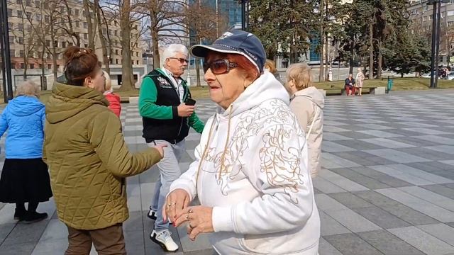 Я ГОТОВ ЦЕЛОВАТЬ ПЕСОК🧡 ТАНЦЫ🧡 ХАРЬКОВ 2025 смотреть онлайн