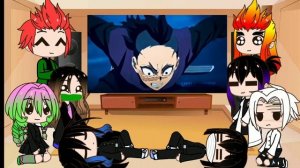 реакция крд персонажей на т/и пишите идеи для реакций