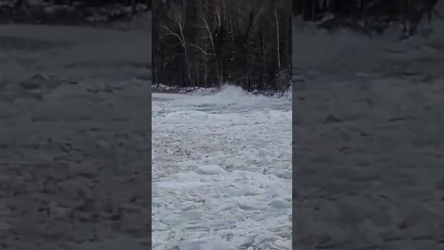Посёлок Витим река прошла 18 ноября Якутия Дальний Вос смотреть онлайн