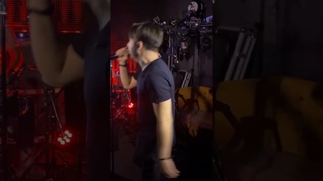 Репетиция кавер-группы «Бомбер». Ребята вжарили року! смотреть онлайн