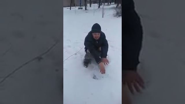 как мужик какает смотреть онлайн
