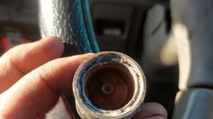 Isuzu ELF.  Ремонт спидометра. Замена датчика скорости.