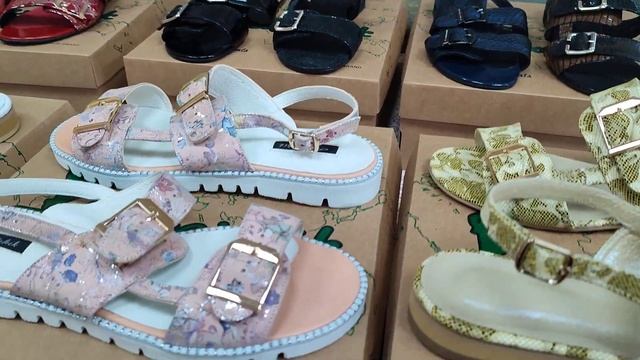 Женские босоножки 41,42,43,44 размера из натуральной кожи ?