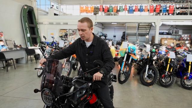 Стиль и мощь! Полный ОБЗОР дорожного мотоцикла TMBK FAHRENHE смотреть онлайн