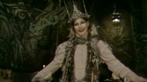 Фильм на английском с двойными субтитрами — Хроники Н