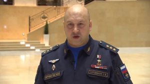 Главнокомандующий ВКС РФ генерал-полковник Сергей Су?