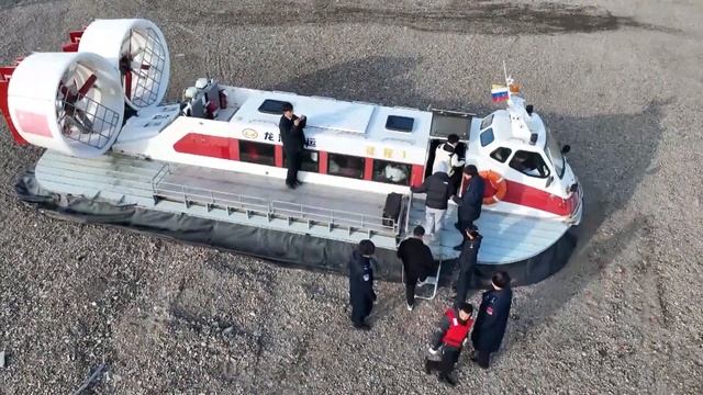 Между Благовещенском и Хэйхэ начали курсировать суда смотреть онлайн