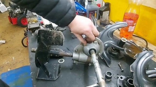 Снегоуборщик Krotof несостоявшийся ремонт редуктора