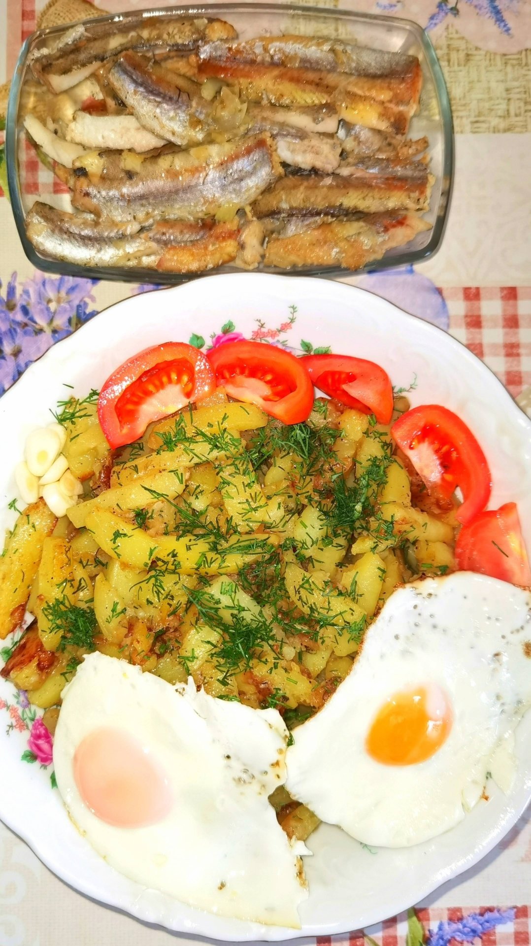 Жарю рыбу и картошку