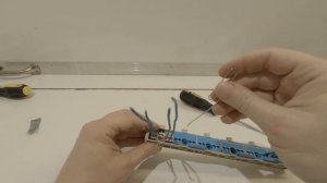 Как вытащить провода из быстрозажимных клемм Hensel PE-und N