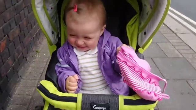 Шапка наше всё. Машуня угарает 😄 🤣😅 Смотреть всем!