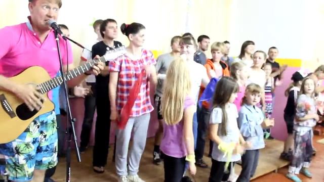 ЛАГЕРЬ РАДУГА-2014. ПОСЛЕДНИЙ ДЕНЬ. ЧАСТУШКИ от ВОЖАТЫХ смотреть онлайн
