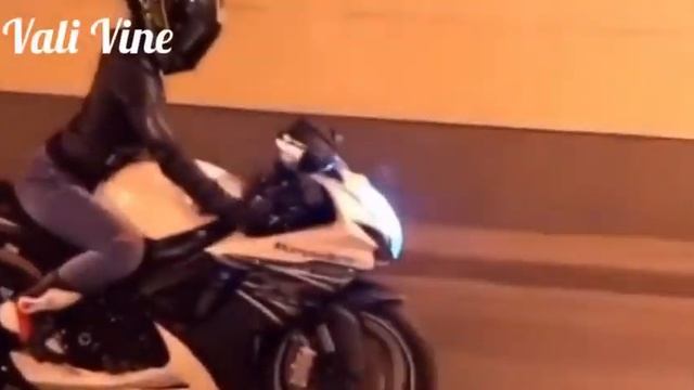 Combo Vine moto (упал с мото,трюки на мото,девочки,крутые трэк смотреть онлайн