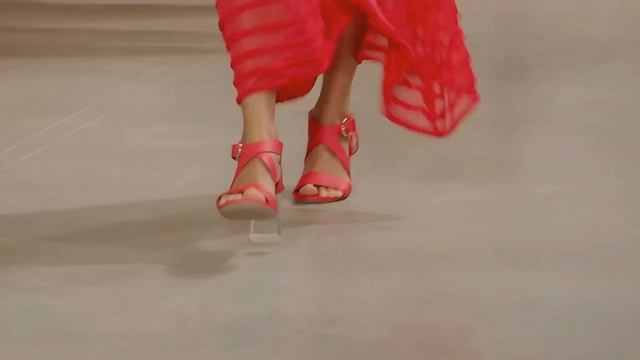 Ulla Johnson Нью-Йорк Мода Весна Лето 2025 | Одежда и аксессуар смотреть онлайн