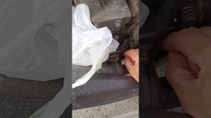 Как проверить уровень масла в скутере