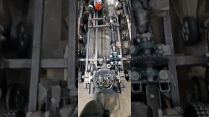 Компоновка гусеничного вездехода. Редуктор Акура, двс