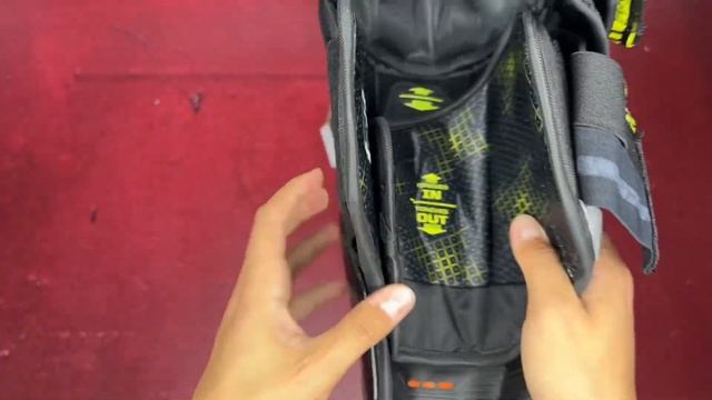 Щитки CCM TACKS XF PRO смотреть онлайн