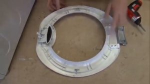 Заменить петлю двери в стиральной машине. Замена пете?